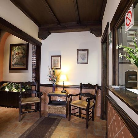 Hostal Rocio Sanlúcar la Mayor Exterior foto